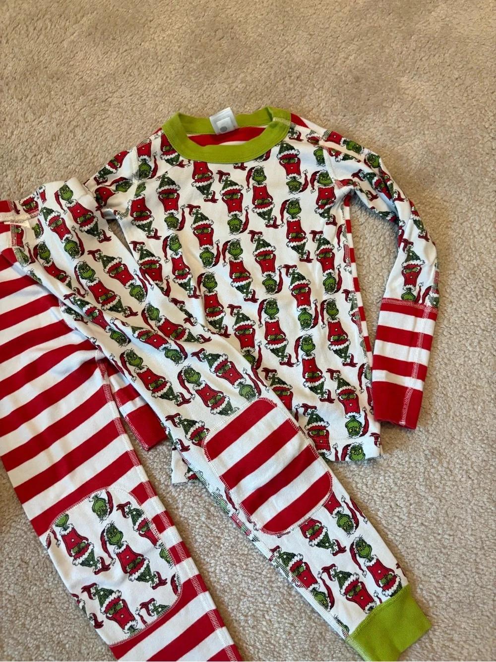 Dr. Seuss Kids Grinch Red, White & Green Pajama Set